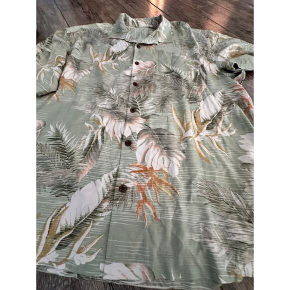 Tommy Bahama Men's Green Floral Hawaiian Button Up Shirt 100% silk Size XXL - Picture 2 of 7
